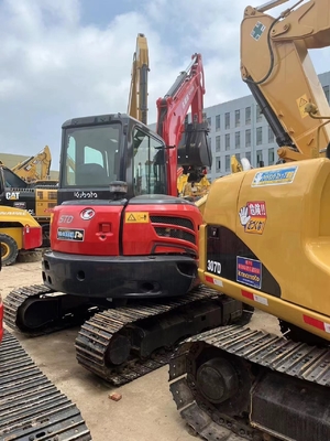 Excavadora mini KUBOTA KX163 de 33 kW con buen rendimiento y bajas horas de trabajo en stock