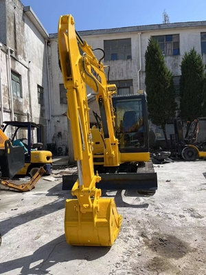 En buen estado, mini excavadora Komatsu PC56, mini excavadora japonesa de segunda mano.