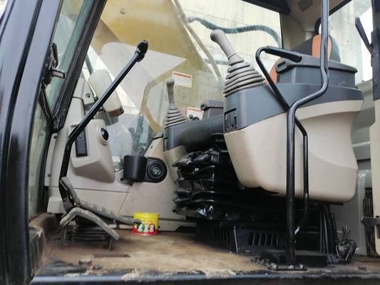 CAT 330D Excavadora usada con año 2021 y peso de operación de 20 toneladas en buenas condiciones
