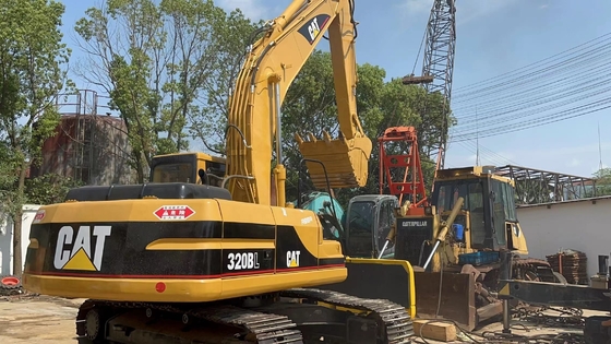Excavadora original de 20 toneladas CAT 320BL Excavadora usada con potencia de 112 kW y certificada EPA / CE