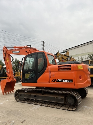 Excavadora usada Doosan 140LC con bajas horas de trabajo en perfecto estado