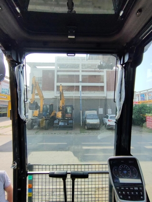 Excavadora Hyundai HX220L de segunda mano de 22 toneladas en excelente estado