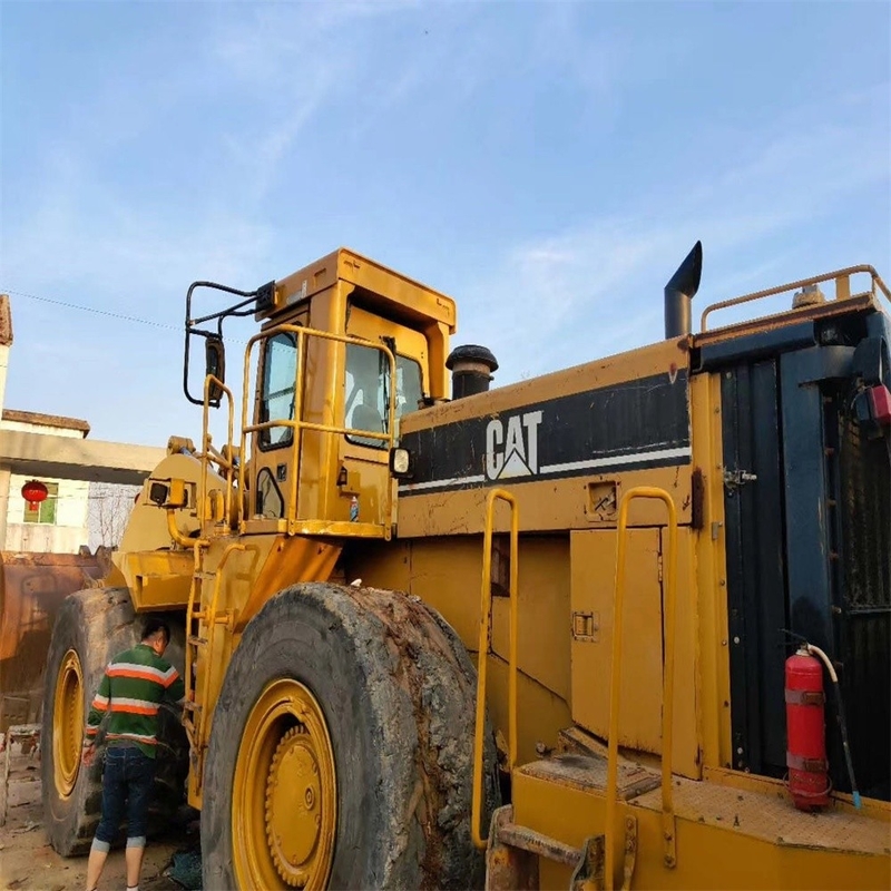 CAT 988F Cargador de ruedas japonés de segunda mano, original, de baja duración, en buen estado