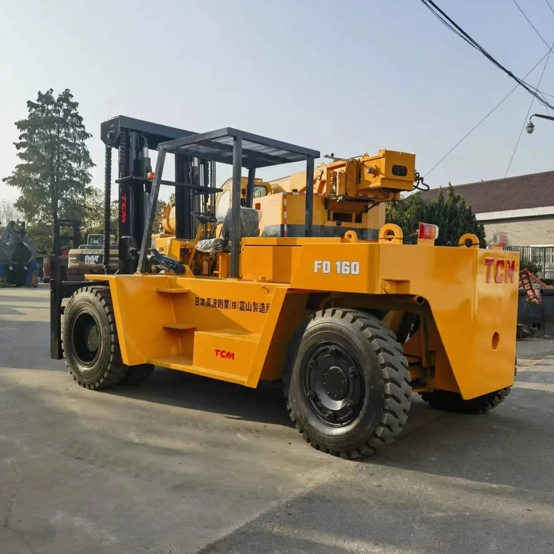TCM FD16ton Camión elevador casi japonés Original con motor EPA y horas de trabajo bajas listo