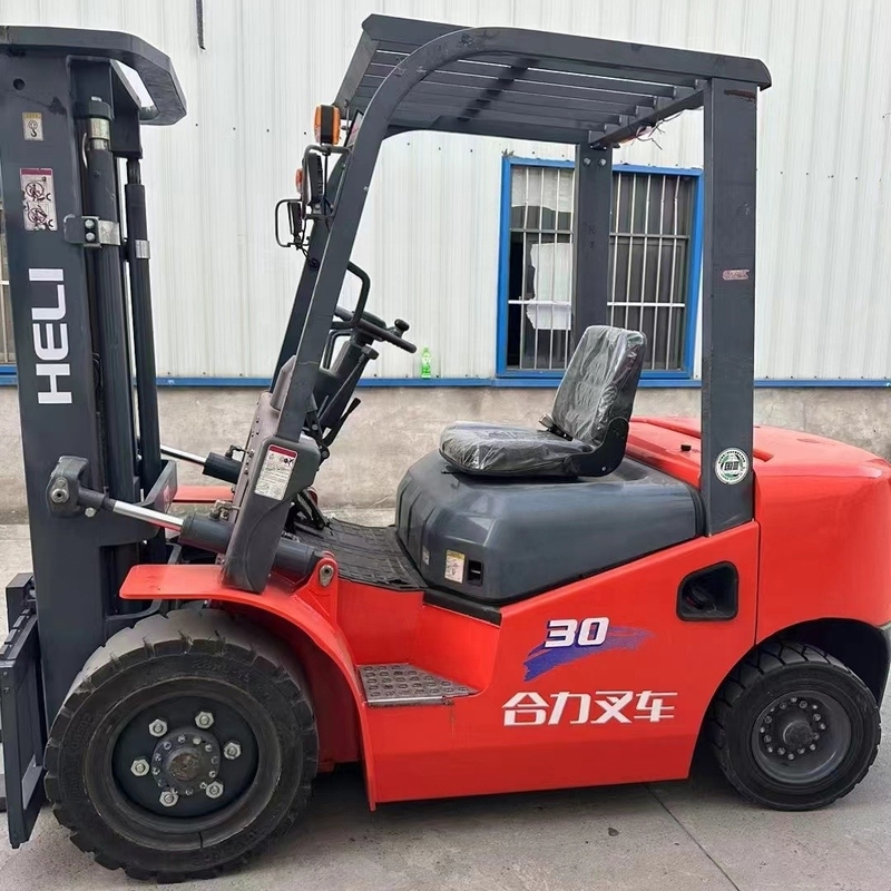 Helicóptero FD30 de 3 toneladas de diésel CPC30 EPA Motor elevador hidráulico con 46 kW de potencia