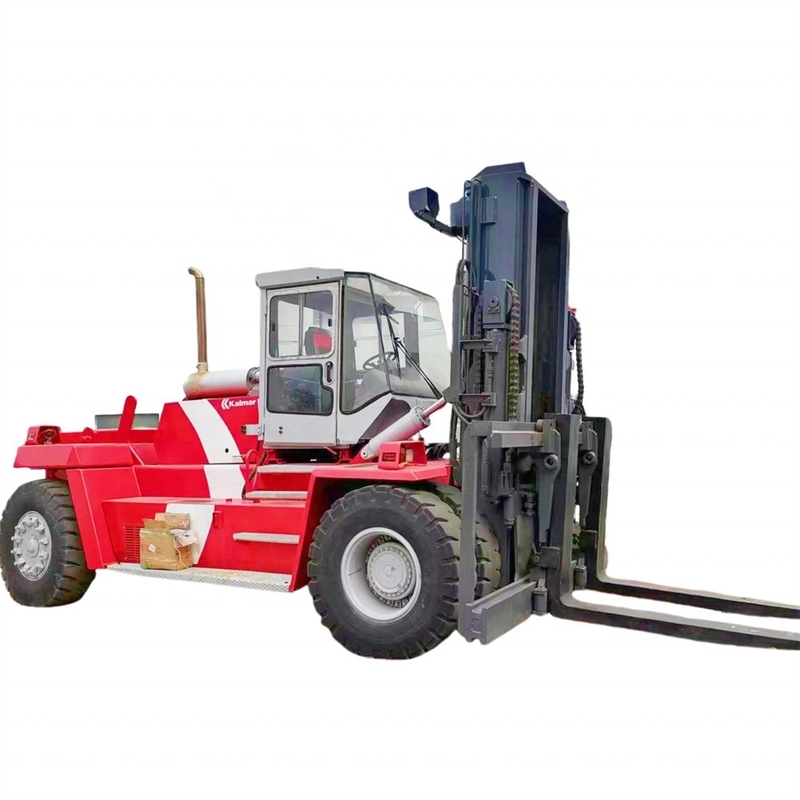 Camioneta elevadora Kalmar de 25 toneladas usada con motor original en buen estado