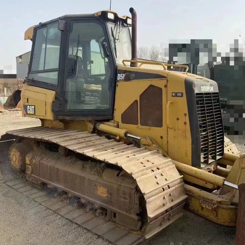 Dozador de tractor CAT D5K asequible con bajas horas de trabajo y buen estado