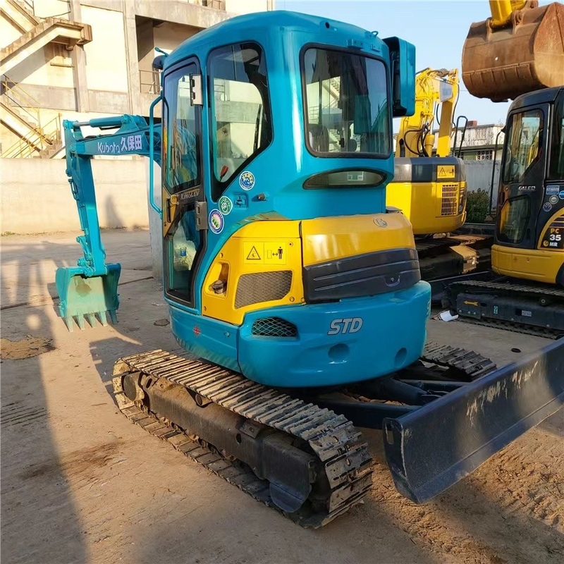 Buena condición Kubota U15 mini excavadora con 9,6kw de potencia y original válvula hidráulica