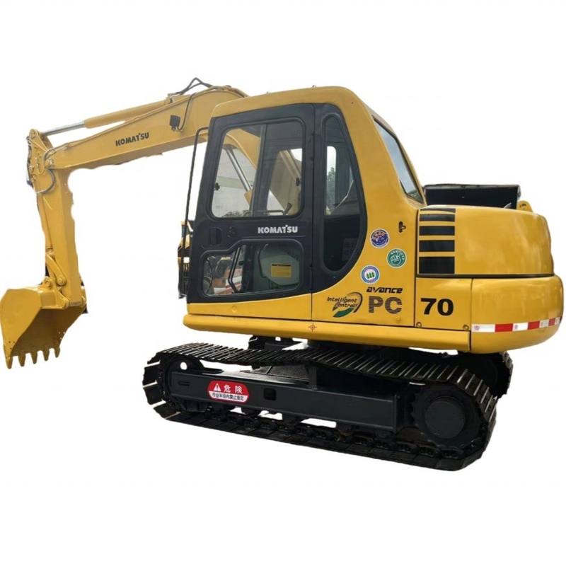 Excavadora Komatsu PC70 de segunda mano en excelentes condiciones con capacidad de 0.38m3